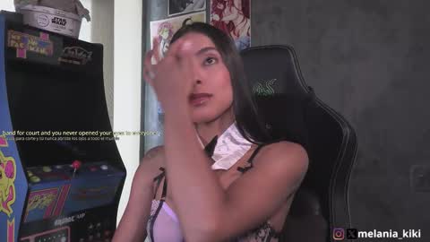 Snapshot of dianne_nanatzu chatting on November 18, 2025, 8:35 pm Melania - online show from November 18, 2025, 8:35 pm