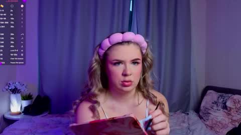 Snapshot of diannedibartolo chatting on December 2, 2025, 6:08 am diannedibartolo online show from December 2, 2025, 6:08 am