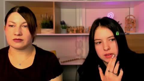 Snapshot of diara_ti chatting on December 5, 2025, 10:13 am diara ti online show from December 5, 2025, 10:13 am