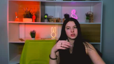 diara ti online show from December 19, 2025, 7:21 pm