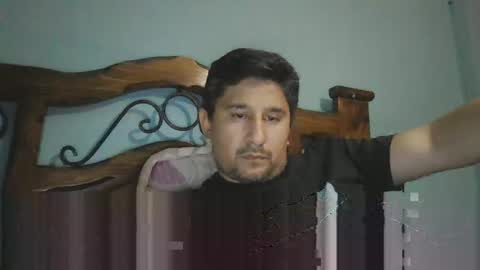Snapshot of dickeduardo chatting on December 19, 2024, 12:34 am dickeduardo online show from December 19, 2024, 12:34 am