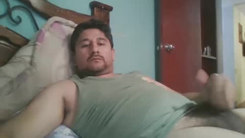 Snapshot of dickeduardo chatting on February 25, 2025, 10:29 pm dickeduardo online show from February 25, 2025, 10:29 pm