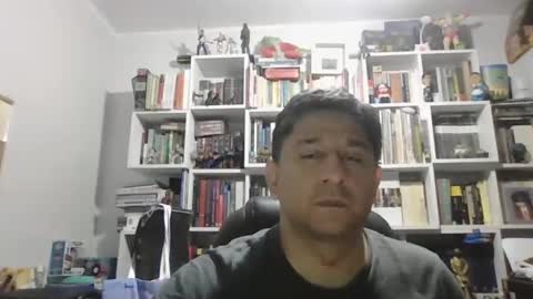 Snapshot of dickeduardo chatting on February 4, 2026, 5:24 am dickeduardo online show from February 4, 2026, 5:24 am