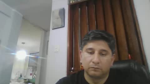dickeduardo online show from April 24, 2026, 2:14 am