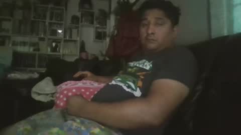 dickeduardo online show from May 2, 2026, 12:32 pm