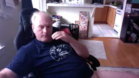 Richard Fleischer online show from April 3, 2026, 2:37 pm