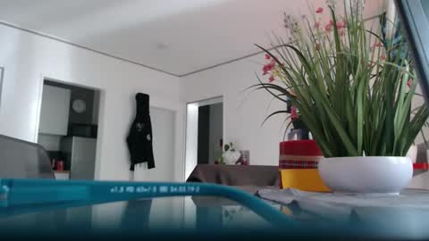 squirtcock online show from April 5, 2026, 7:38 am