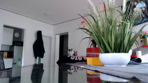 squirtcock online show from May 31, 2026, 11:50 am