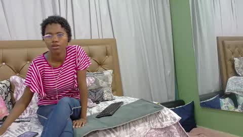 Snapshot of didoelizabeth chatting on October 25, 2025, 12:23 pm didoelizabeth online show from October 25, 2025, 12:23 pm