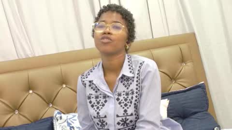 Snapshot of didoelizabeth chatting on October 30, 2025, 12:50 pm didoelizabeth online show from October 30, 2025, 12:50 pm