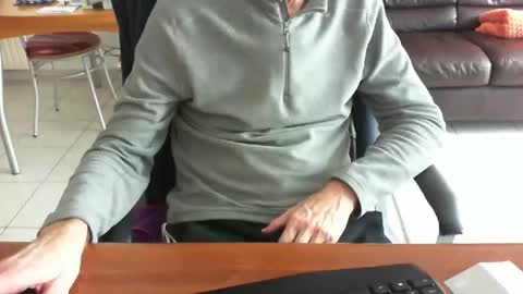 Snapshot of didonc chatting on February 16, 2026, 9:49 am didonc from france..... online show from February 16, 2026, 9:49 am