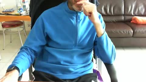 didonc from france..... online show from March 31, 2026, 8:15 am