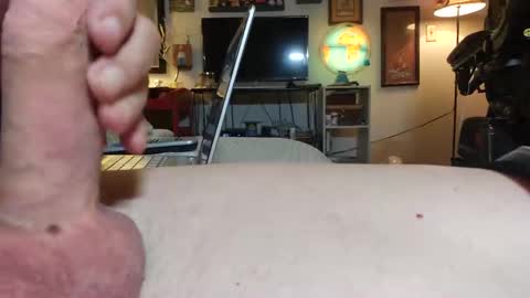 Snapshot of didudoit chatting on December 28, 2024, 8:25 pm Dug 53 online show from December 28, 2024, 8:25 pm