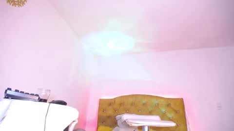 diegg0damian online show from December 20, 2024, 1:58 am