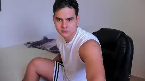 Snapshot of diego_cazas chatting on June 24, 2026, 5:56 pm DIEGO CAZAS online show from June 24, 2026, 5:56 pm