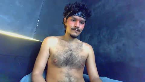 diemond_latinx98 online show from March 1, 2026, 3:25 pm