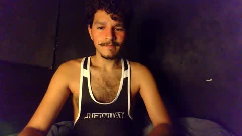 diemond_latinx98 online show from March 26, 2026, 9:04 am