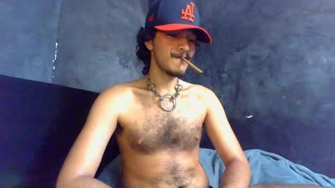 Snapshot of diemond_latinx98 chatting on May 5, 2026, 3:09 pm diemond_latinx98 online show from May 5, 2026, 3:09 pm