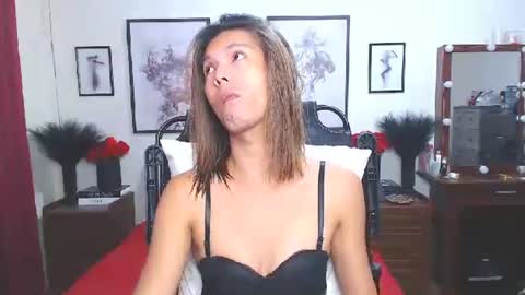 Dennesse online show from December 15, 2025, 9:57 am