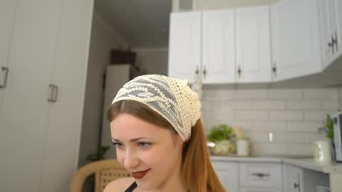 Sophie online show from April 5, 2026, 4:04 pm