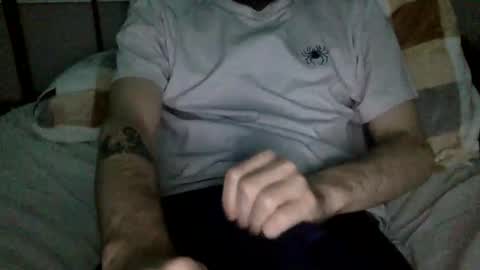 Snapshot of digbicknik chatting on February 10, 2025, 5:25 am digbicknik online show from February 10, 2025, 5:25 am