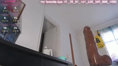 Snapshot of diiana_evil chatting on July 17, 2026, 5:40 pm diiana_evil online show from July 17, 2026, 5:40 pm