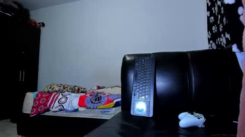 Snapshot of diiego_xxx chatting on December 1, 2025, 2:16 am diiego_xxx online show from December 1, 2025, 2:16 am