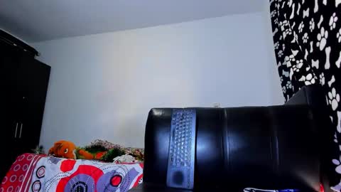 Snapshot of diiego_xxx chatting on December 14, 2025, 6:23 pm diiego_xxx online show from December 14, 2025, 6:23 pm