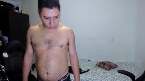 Snapshot of diiego_xxx chatting on April 16, 2026, 1:01 pm diiego_xxx online show from April 16, 2026, 1:01 pm