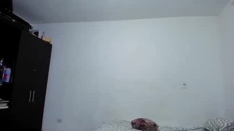 Snapshot of diiego_xxx chatting on April 21, 2026, 1:42 am diiego_xxx online show from April 21, 2026, 1:42 am