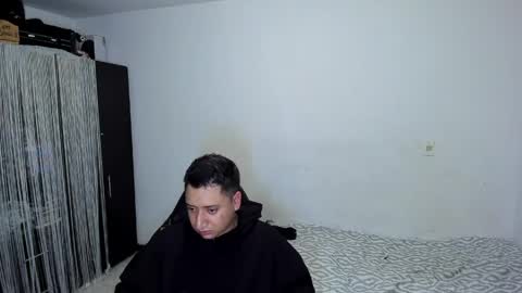 Snapshot of diiego_xxx chatting on May 1, 2026, 3:11 am diiego_xxx online show from May 1, 2026, 3:11 am