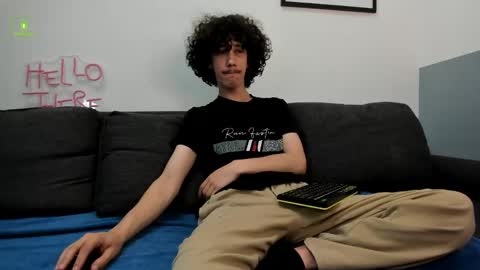 Snapshot of dilan_wolfe chatting on April 23, 2026, 11:20 am Dilan online show from April 23, 2026, 11:20 am