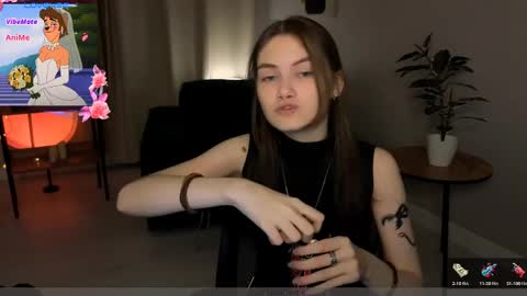 Dilara online show from April 10, 2026, 8:24 pm