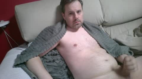 dili999 online show from April 11, 2026, 7:35 am