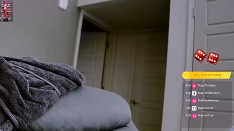 Snapshot of dilldough405 chatting on December 30, 2024, 12:31 pm Dilldough405 online show from December 30, 2024, 12:31 pm