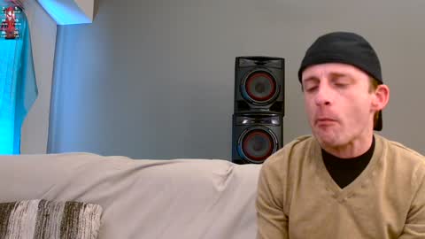 Snapshot of dilldough405 chatting on January 3, 2025, 8:54 pm Dilldough405 online show from January 3, 2025, 8:54 pm