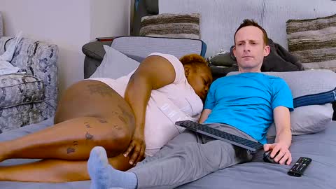 Snapshot of dilldough405 chatting on February 7, 2025, 4:06 am Dilldough405 online show from February 7, 2025, 4:06 am