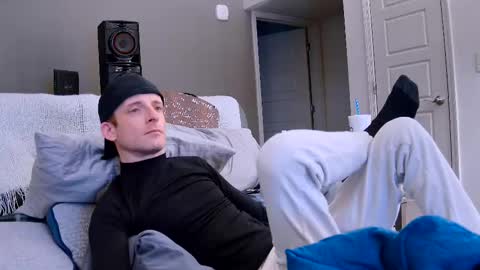 Snapshot of dilldough405 chatting on February 12, 2025, 4:11 pm Dilldough405 online show from February 12, 2025, 4:11 pm