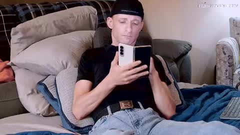 Snapshot of dilldough405 chatting on September 20, 2025, 1:12 pm Dilldough405 online show from September 20, 2025, 1:12 pm