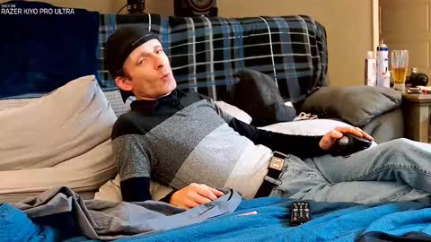 Snapshot of dilldough405 chatting on December 1, 2025, 4:28 am Dilldough405 online show from December 1, 2025, 4:28 am