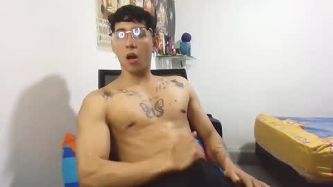 Snapshot of dillom420 chatting on February 14, 2025, 5:41 am dillom420 online show from February 14, 2025, 5:41 am