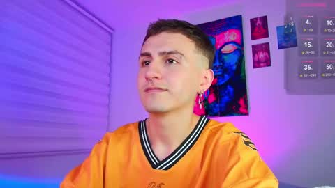 Julian Independent Model online show from March 27, 2026, 12:16 am