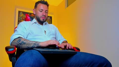 Angel Dimitri online show from October 7, 2025, 10:18 pm