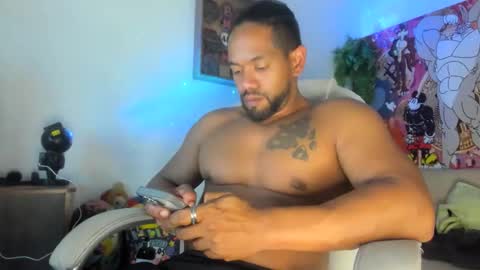 dimitry kyle mucle online show from October 21, 2025, 11:38 pm