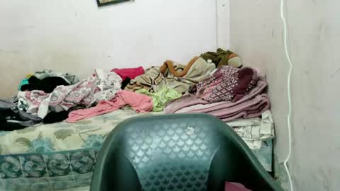 dimple_love online show from August 3, 2026, 10:24 pm