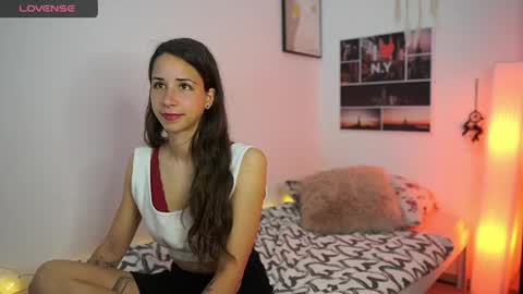 Dina online show from April 27, 2026, 8:12 am