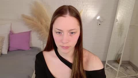 Snapshot of dina_peach chatting on April 27, 2026, 6:11 am Dina online show from April 27, 2026, 6:11 am
