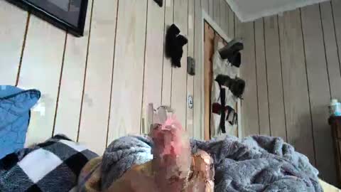 Snapshot of dingbat1979 chatting on October 6, 2025, 1:08 pm dingbat1979 online show from October 6, 2025, 1:08 pm