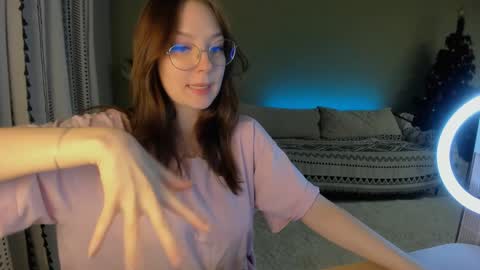 Snapshot of dinochka_ chatting on December 14, 2024, 1:16 pm Dina online show from December 14, 2024, 1:16 pm