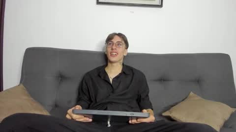 Dio online show from November 24, 2025, 11:54 am